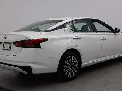 2025 Nissan Altima - Photo 6