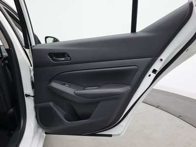 2025 Nissan Altima - Photo 34