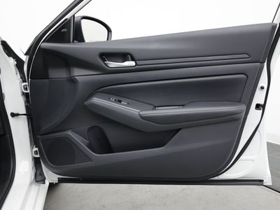 2025 Nissan Altima - Photo 36