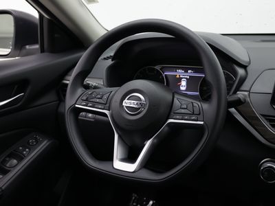 2025 Nissan Altima - Photo 30