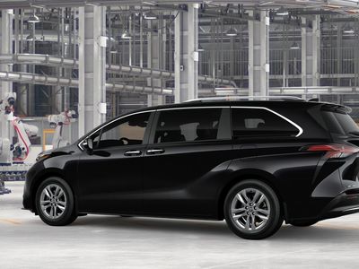 2026 Toyota Sienna — detail view