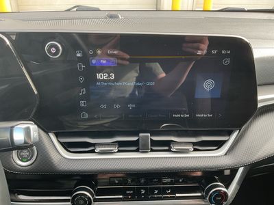 2025 Chevrolet Equinox — photo 11 view