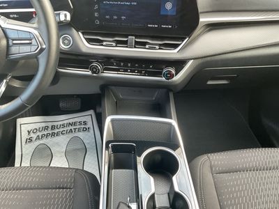 2025 Chevrolet Equinox — photo 13 view