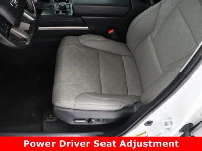 2024 Toyota Tundra 4WD - Photo 15