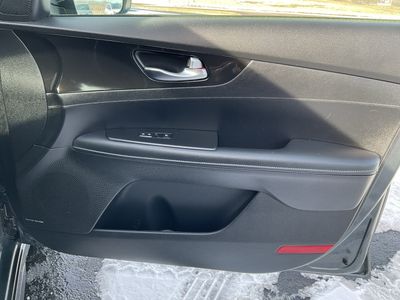 2024 Kia Forte — photo 21 view