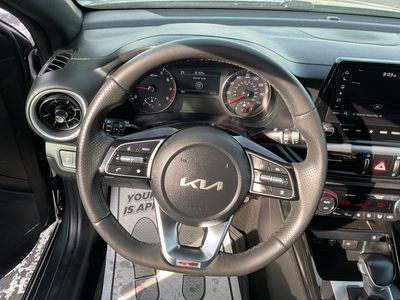2024 Kia Forte — photo 19 view