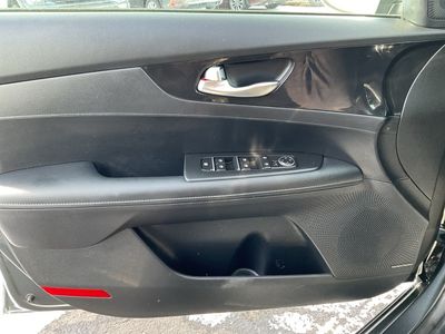 2024 Kia Forte — photo 20 view
