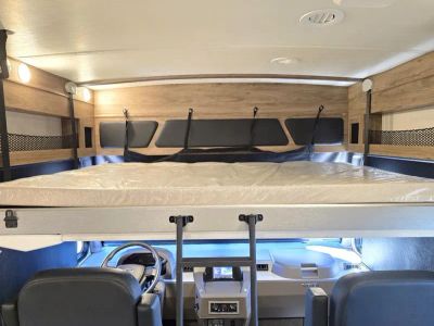 2026 Winnebago VISTA - Photo 4