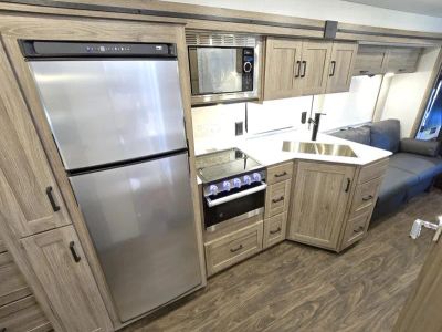 2026 Winnebago VISTA - Photo 8