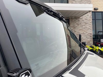 2026 Can-Am DEFENDER MAX LIMITED CAB HD11 - Photo 25