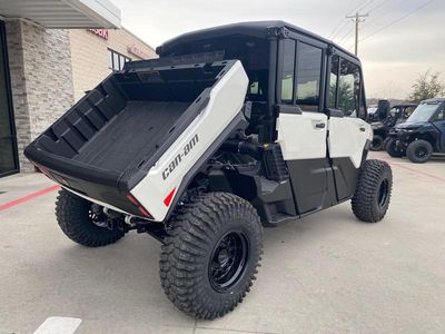 2026 Can-Am DEFENDER MAX LIMITED CAB HD11 - Photo 10