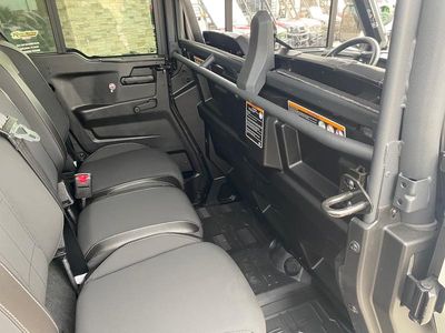 2026 Can-Am DEFENDER MAX LIMITED CAB HD11 - Photo 31
