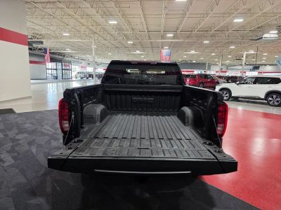 2023 GMC Sierra 1500 — detail view