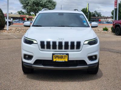 2020 Jeep Cherokee — detail view