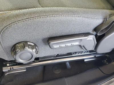 2026 Jeep Wrangler — photo 18 view