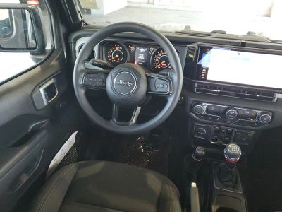 2026 Jeep Wrangler — photo 11 view