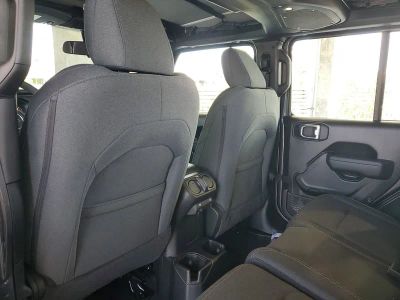 2026 Jeep Wrangler — photo 9 view