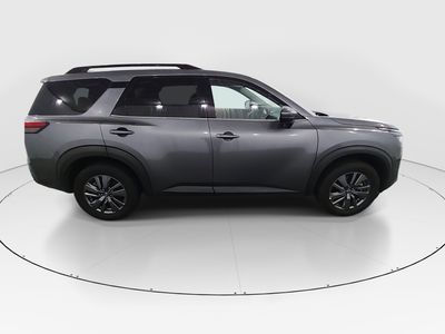 2025 Nissan Pathfinder - Photo 8