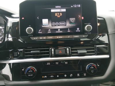 2025 Nissan Pathfinder - Photo 13