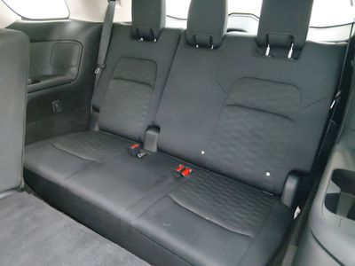 2025 Nissan Pathfinder - Photo 17