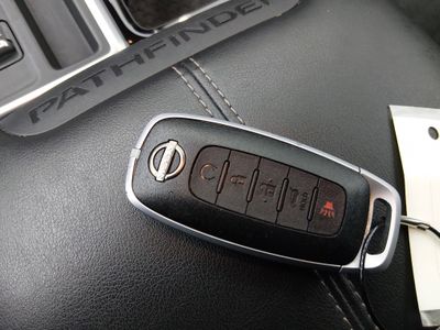 2025 Nissan Pathfinder - Photo 15