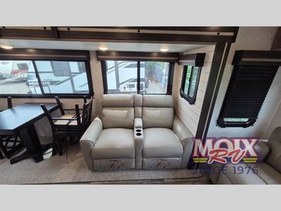 2023 CrossRoads RV Sunset Trail - Photo 6