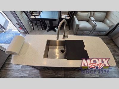 2023 CrossRoads RV Sunset Trail - Photo 12