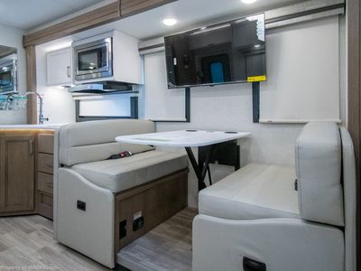 2026 Thor Motor Coach Axis - Photo 12