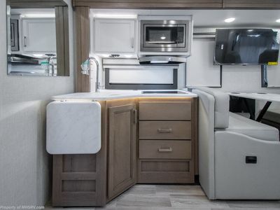 2026 Thor Motor Coach Axis - Photo 15