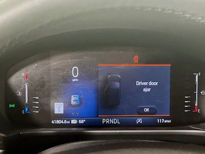 2024 Ford Escape — photo 9 view
