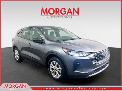 2024 Ford Escape Active in Gray — front three-quarter view