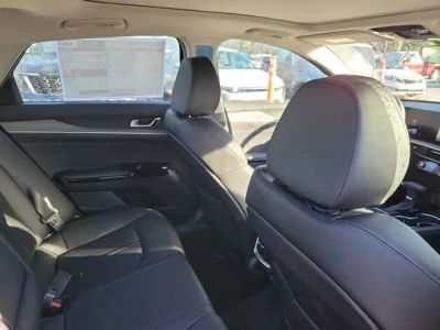 2026 Kia K5 — photo 27 view