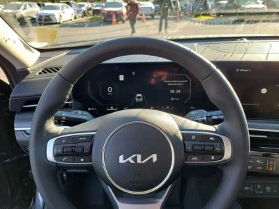 2026 Kia K5 — photo 13 view