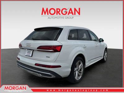2021 Audi Q7 — rear three-quarter view