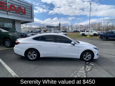 2023 Hyundai Sonata SE - Photo 4