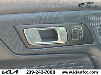 2024 Ford Mustang — photo 16 view