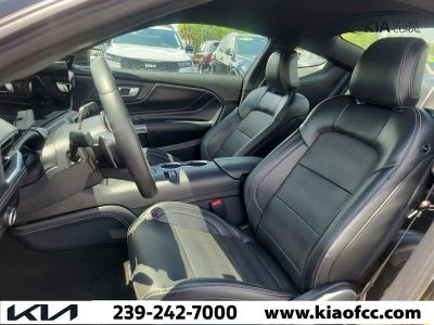 2024 Ford Mustang — photo 10 view