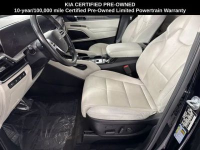 2023 Kia Telluride — interior view