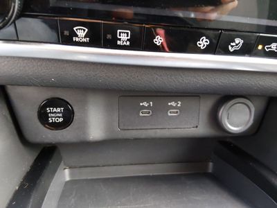 2024 Nissan Rogue — photo 18 view