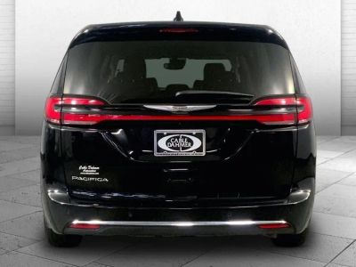 2024 Chrysler Pacifica — rear three-quarter view