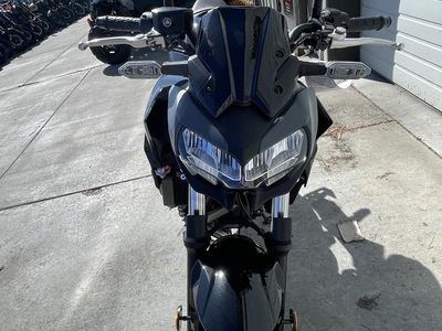 2025 Kawasaki Z650 - Photo 2