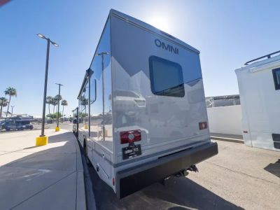2027 Thor Motor Coach OMNI TRAIL — photo 33 view