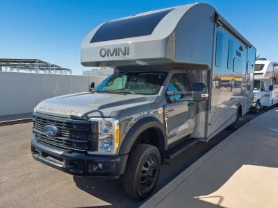 2027 Thor Motor Coach OMNI TRAIL — photo 32 view