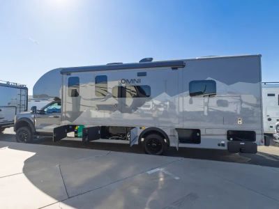 2027 Thor Motor Coach OMNI TRAIL — photo 27 view
