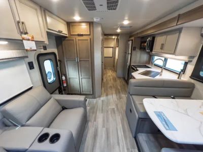 2027 Thor Motor Coach OMNI TRAIL — engine compartment view