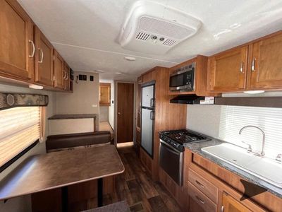 2018 Keystone RV Springdale Lite — photo 7 view