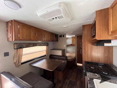 2018 Keystone RV Springdale Lite — photo 10 view