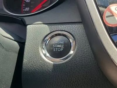 2024 Toyota Camry — photo 28 view