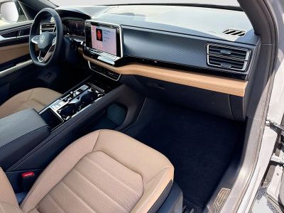 2026 Volkswagen Atlas Cross Sport — photo 13 view