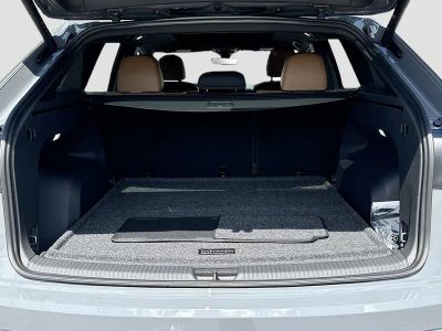 2026 Volkswagen Atlas Cross Sport — photo 11 view